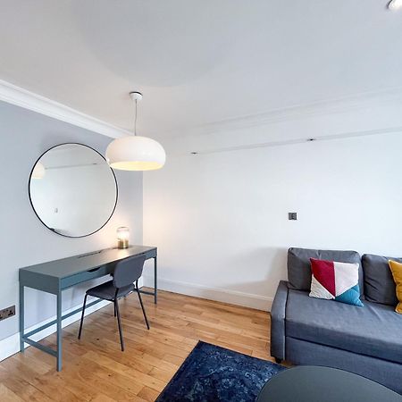 Large And Very Stylish Apartment P1 London Bagian luar foto