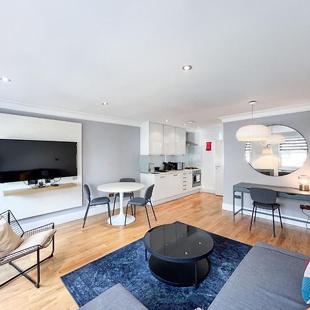 Large And Very Stylish Apartment P1 London Bagian luar foto