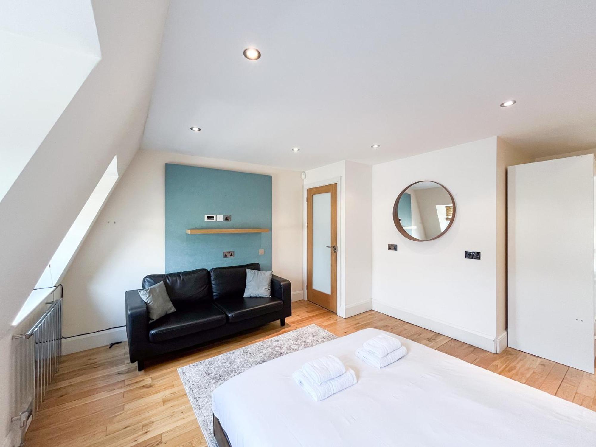 Large And Very Stylish Apartment P1 London Bagian luar foto