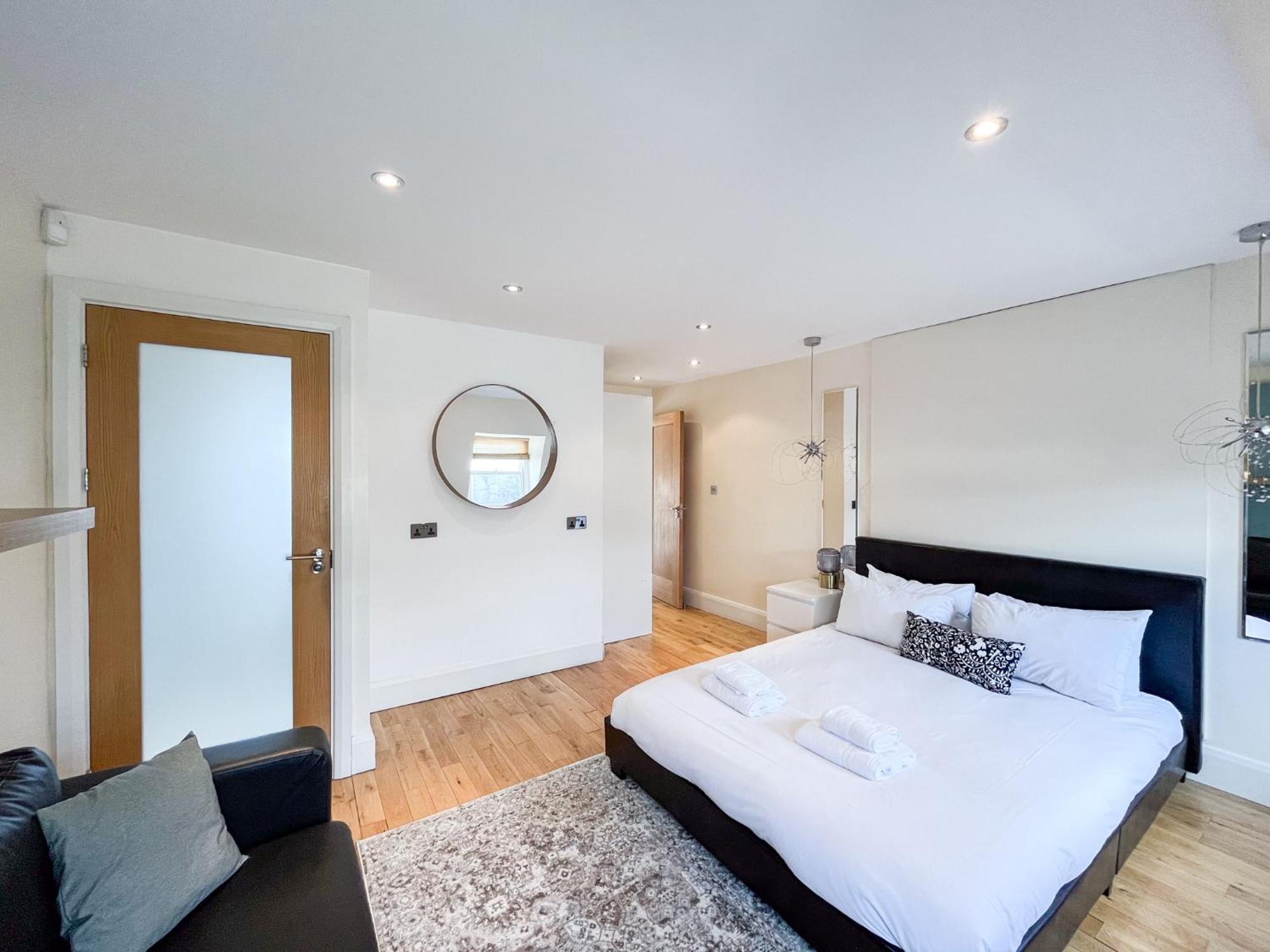 Large And Very Stylish Apartment P1 London Bagian luar foto